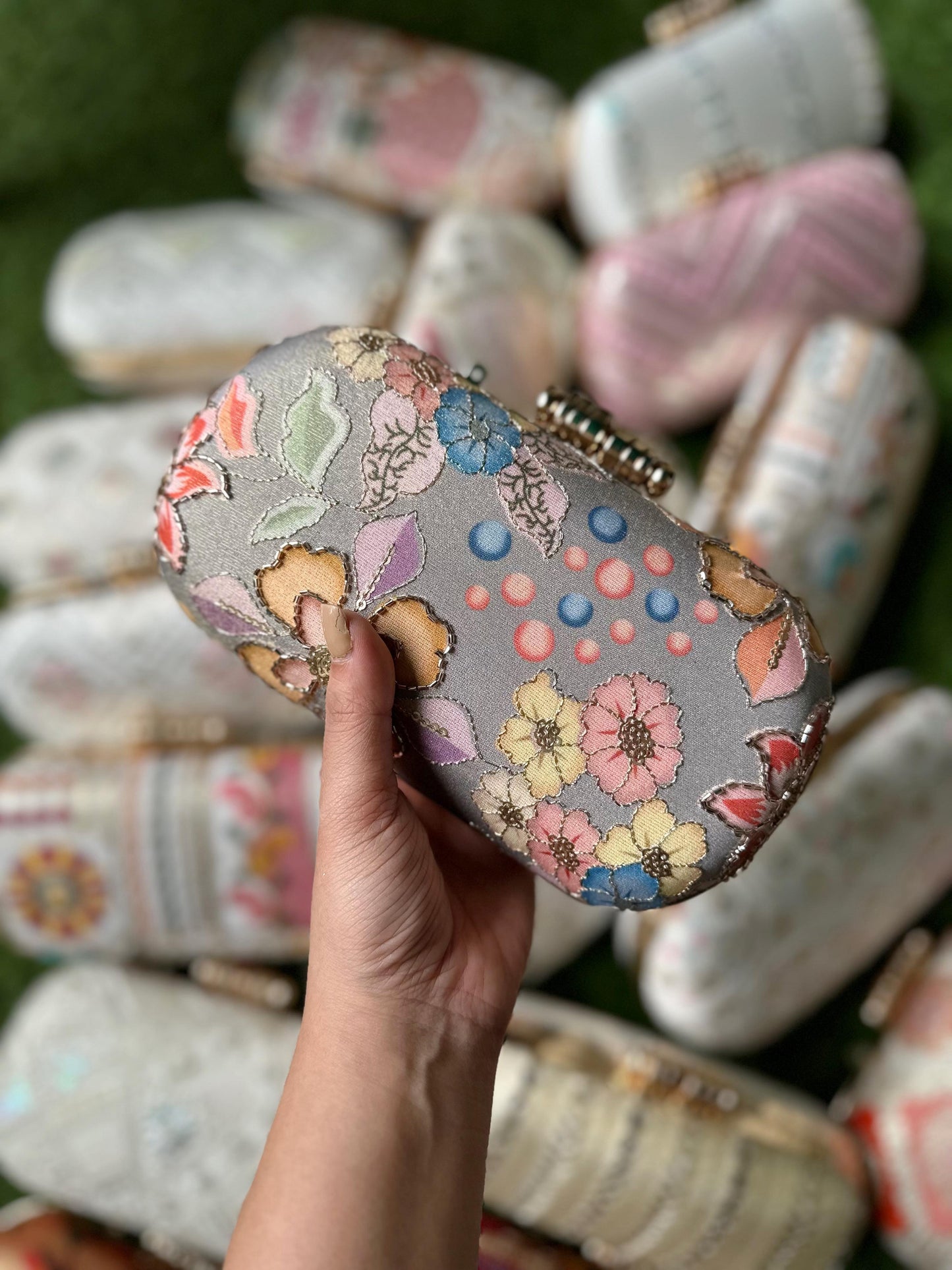 Chikankari capsule clutch