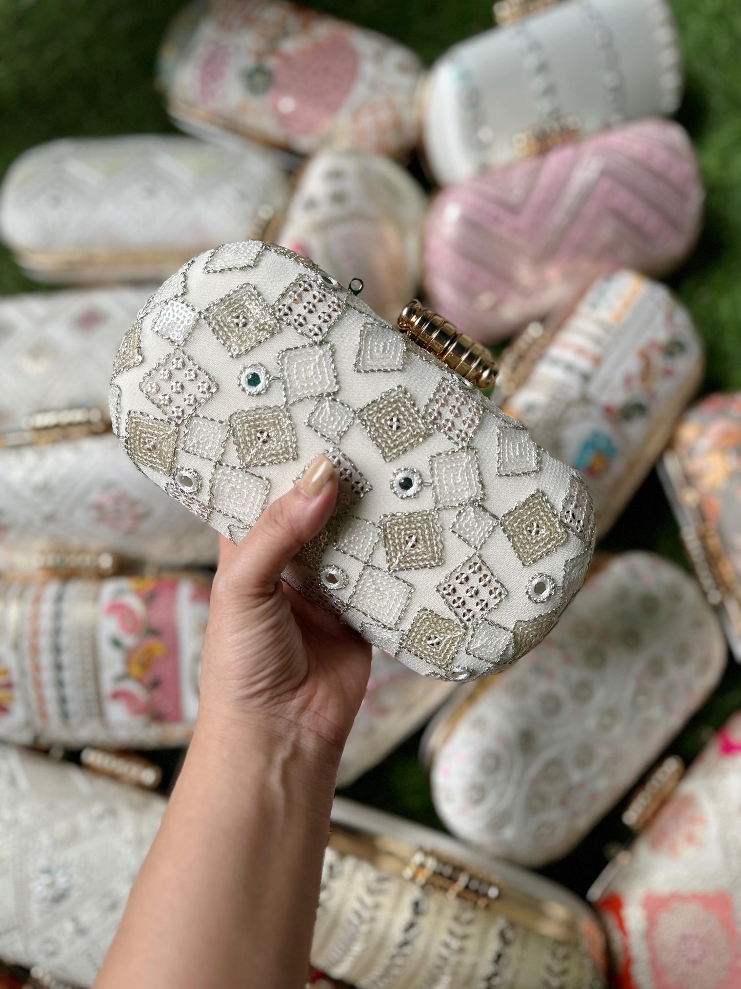 Chikankari capsule clutch