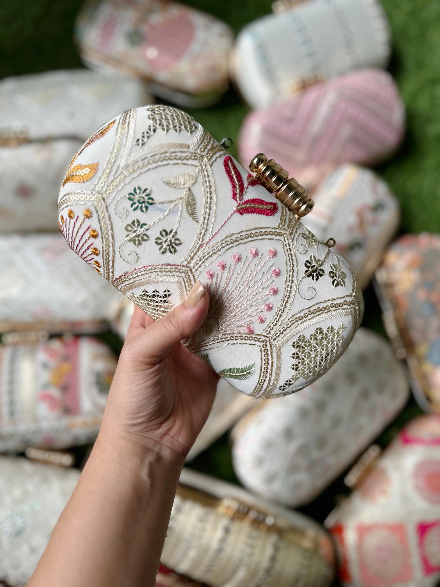 Chikankari capsule clutch