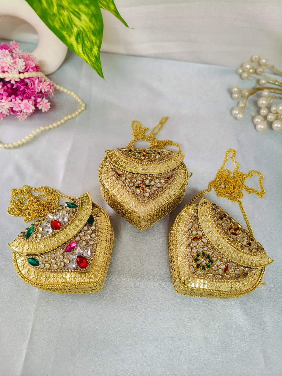 MINI kundan work brass clutch
