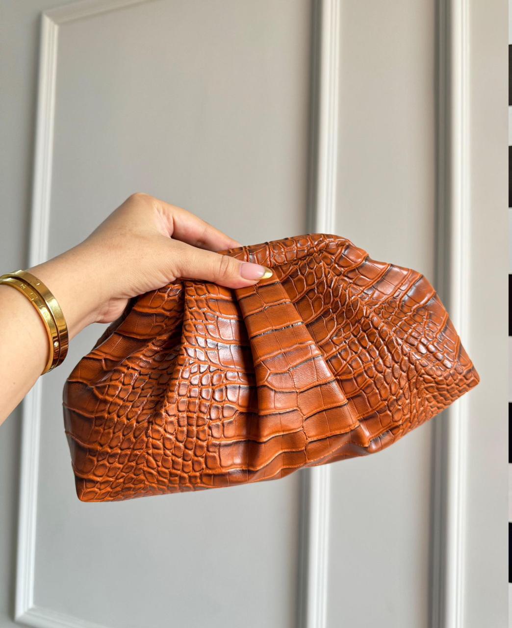 METALLICS & POP COLORS PU LEATHER CLOUD bags