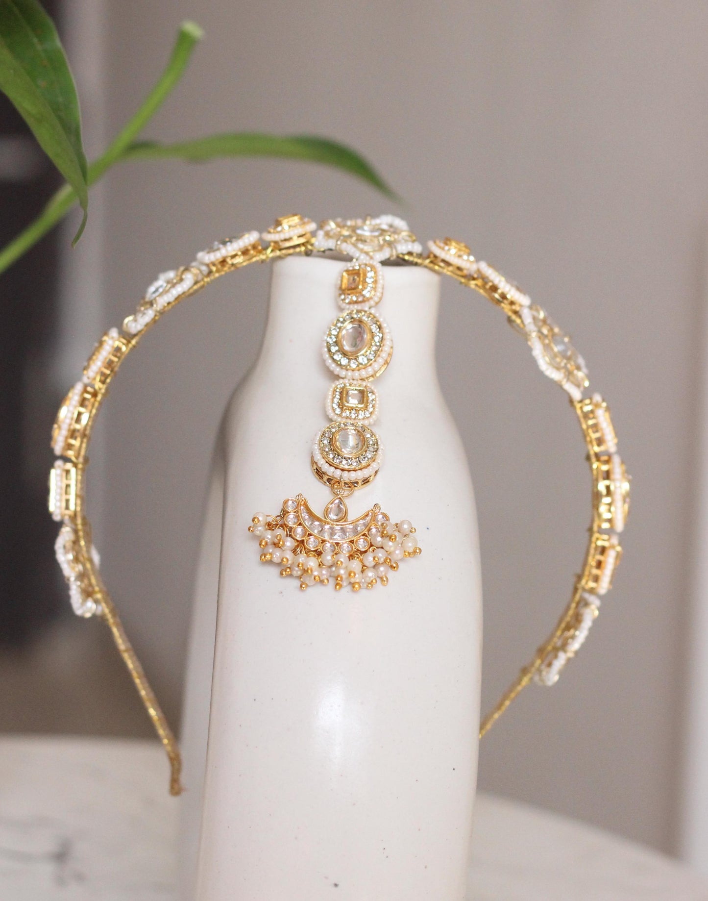 Golden white kundan headband with maang teeka