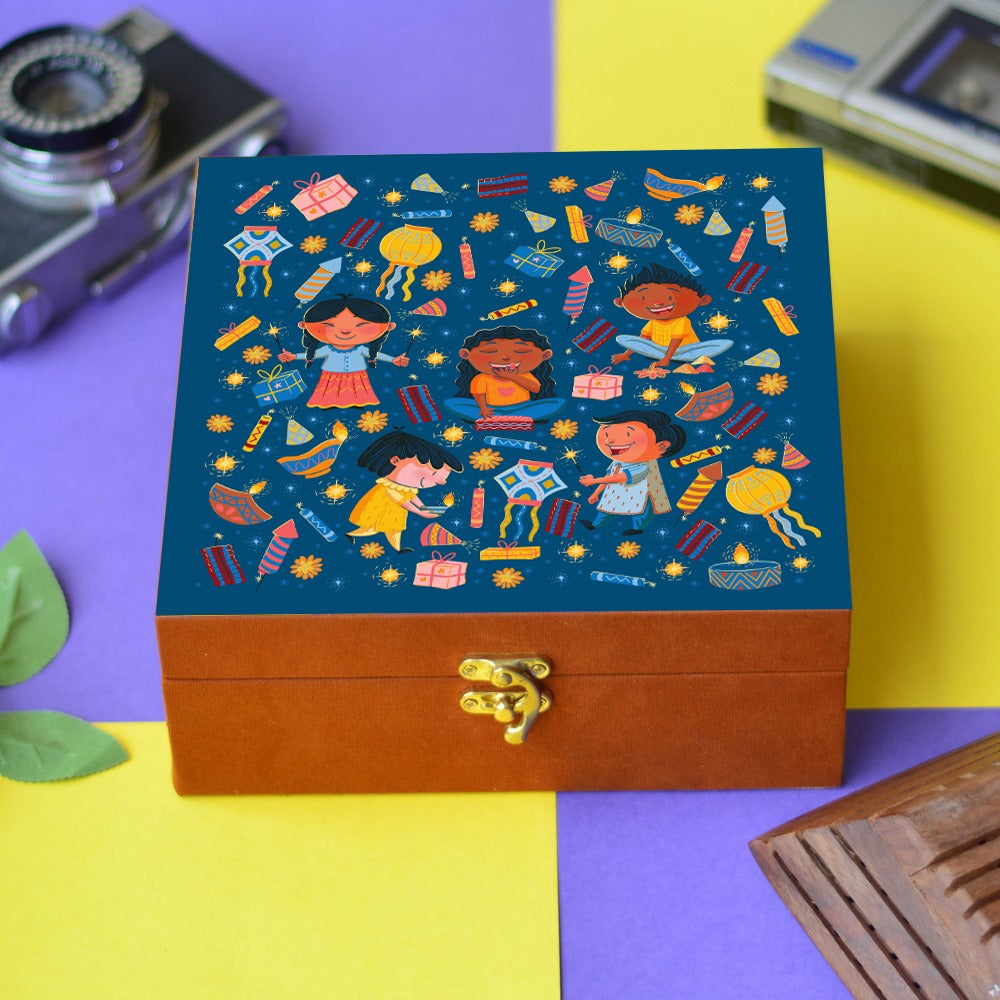 Suede printed hamper, gift, jewellery trunk box