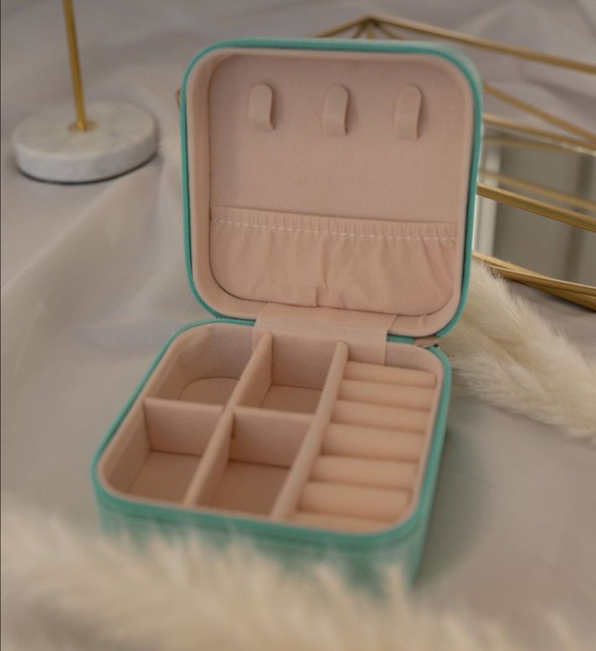 Mini customized Jewellery Organiser Boxes with golden white initial