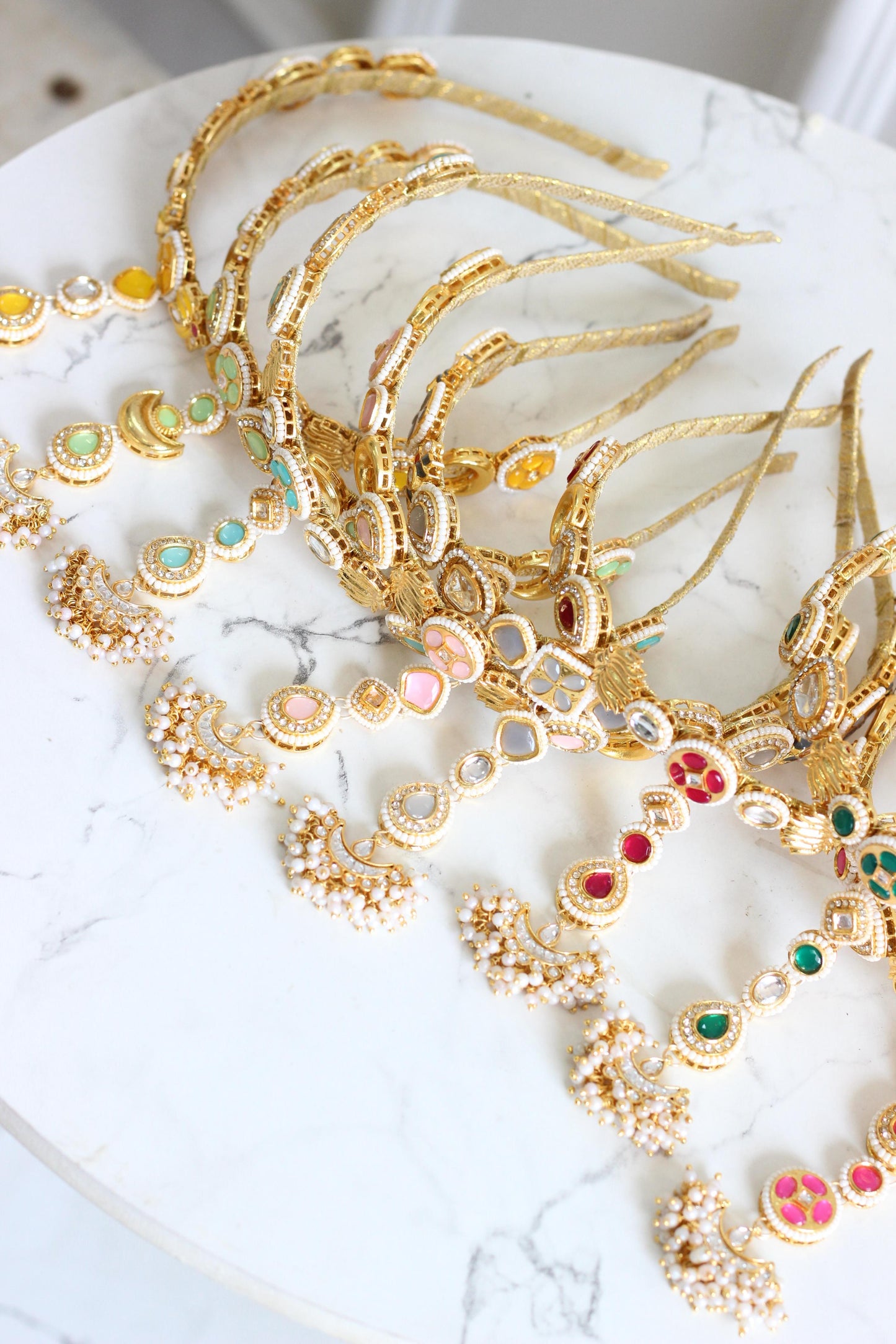 Red kundan headband with mang teeka