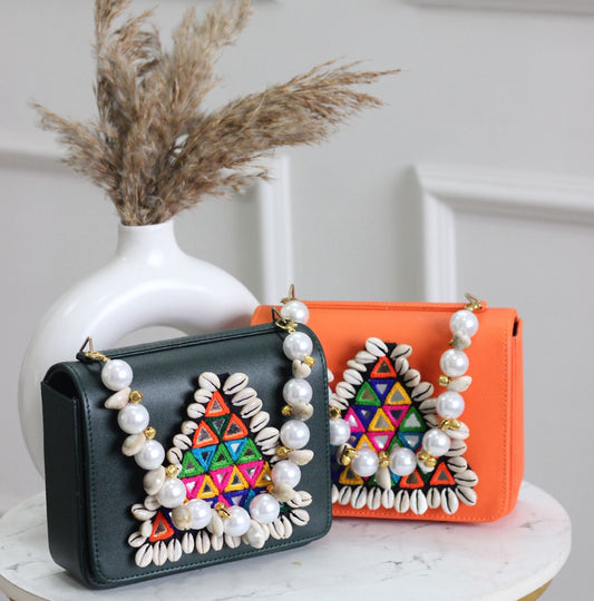 MACRO BAGS WITH MULTI MIRROR & COWRIE