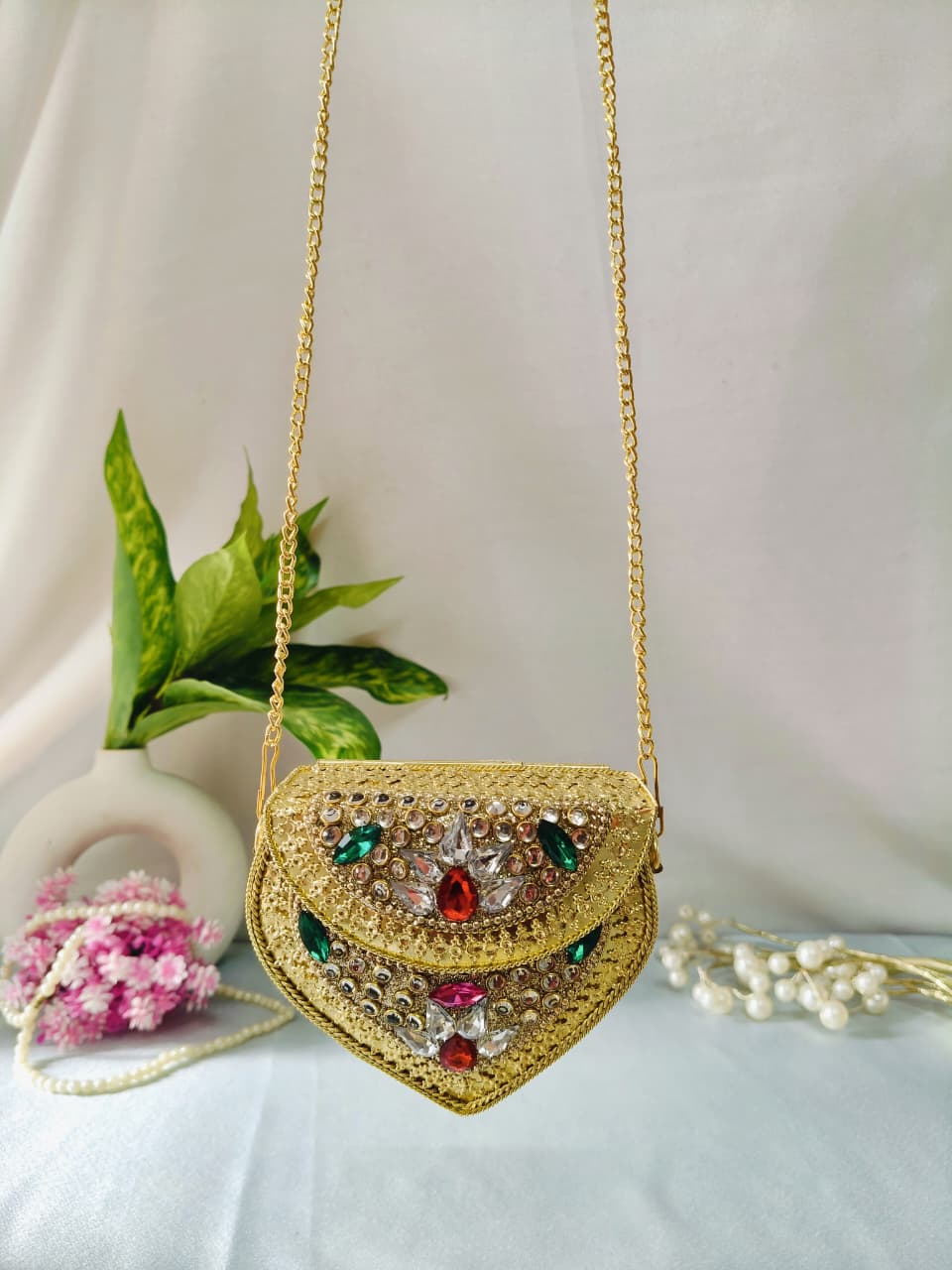 MINI kundan work brass clutch