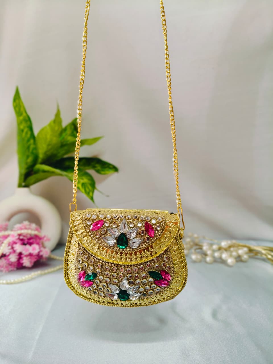 MINI kundan work brass clutch