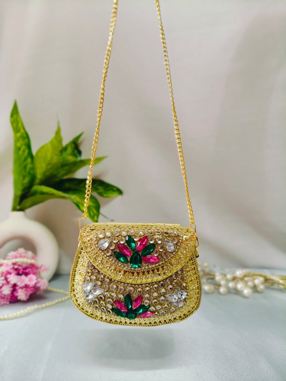MINI kundan work brass clutch