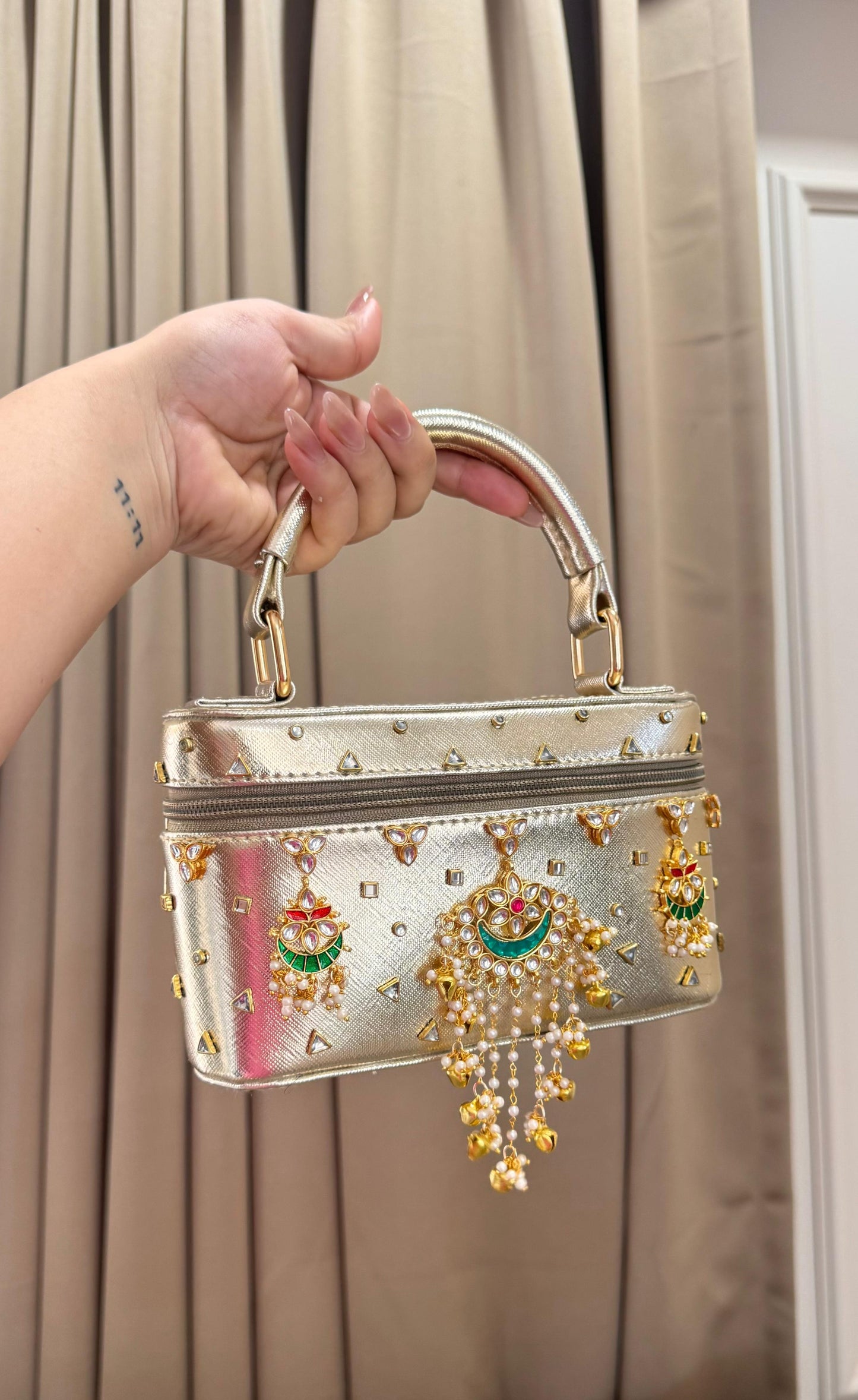 Kundan Vanity Clutch Bag