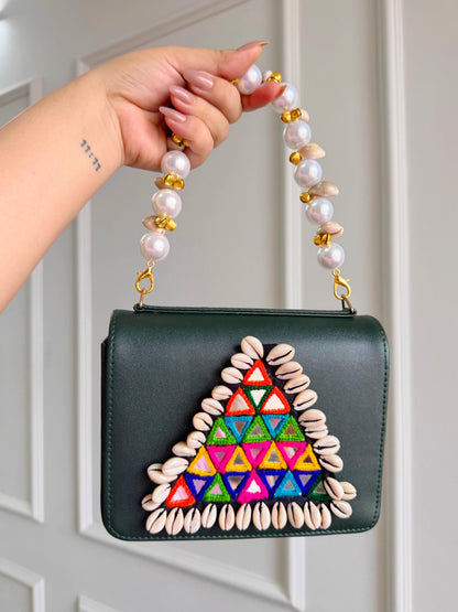 MACRO BAGS WITH MULTI MIRROR & COWRIE