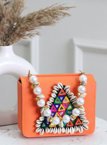 MACRO BAGS WITH MULTI MIRROR & COWRIE