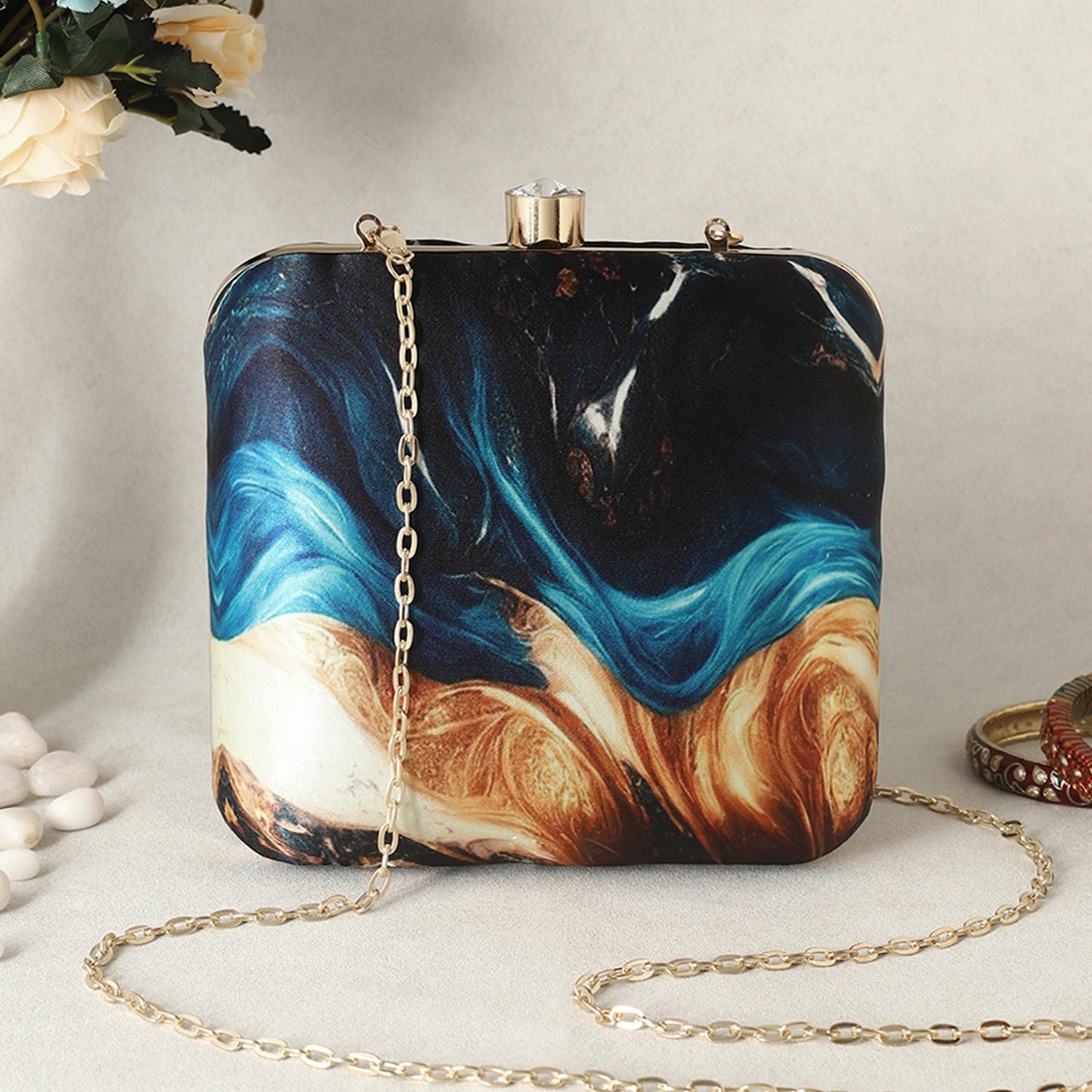 Rein look marble printed clutch