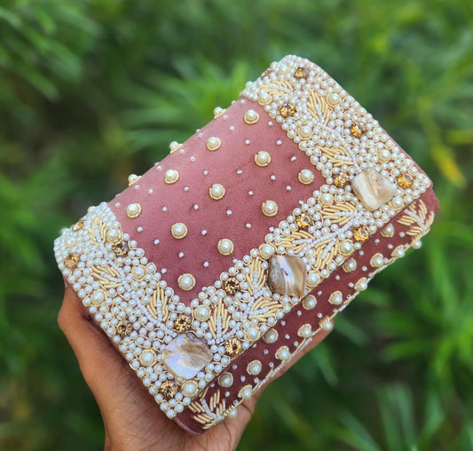 Diamond and pearl handwork Flap clutch