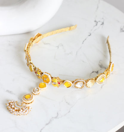 Yellow kundan headband with mang teeka