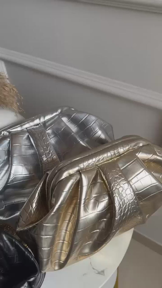 METALLIC PU LEATHER CLOUD BATUA BAG