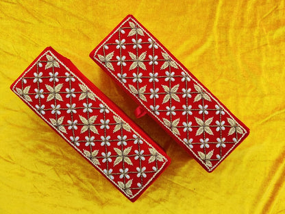 Red single rod bangle box with bead and golden embroidery