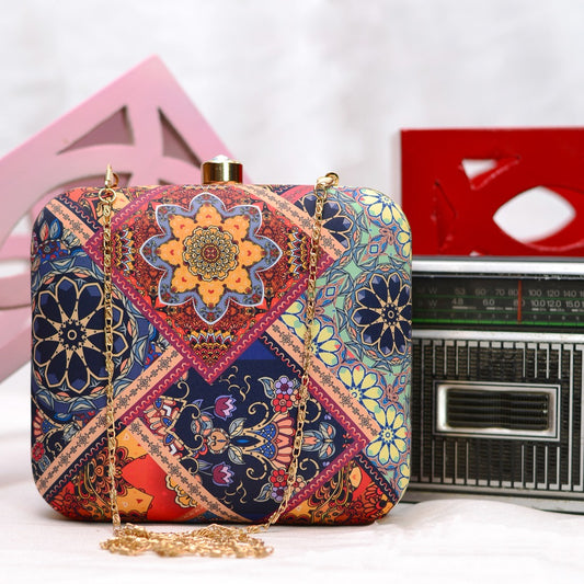 Mandala printed square clutch