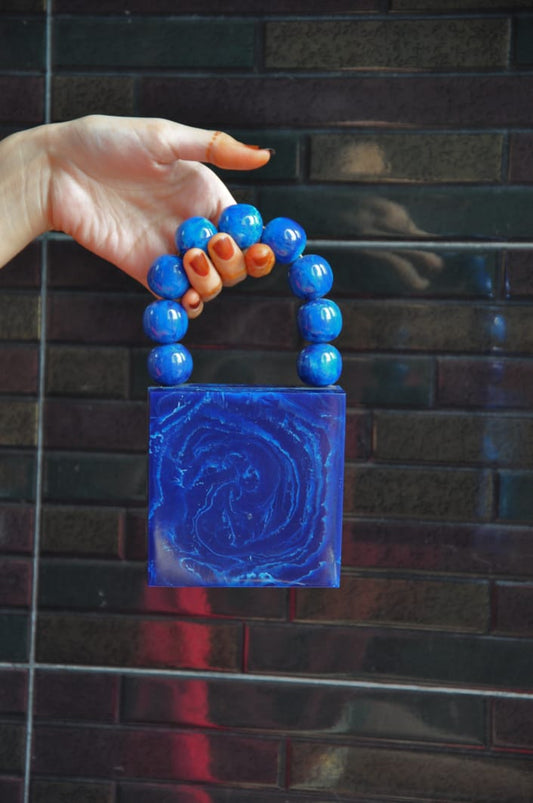 MINI resin clutch with big pearl handle