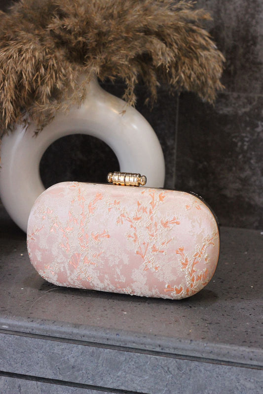 Reef texture box clutch bag